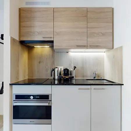 Apartment Furnished Studio #306 - Swiss *